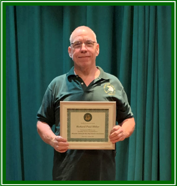 Picture of Richard Paul Miller received Certificate